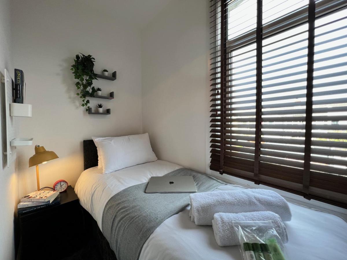 Johnson House - Great For Contractors Or Family Holidays Holiday home Cleethorpes